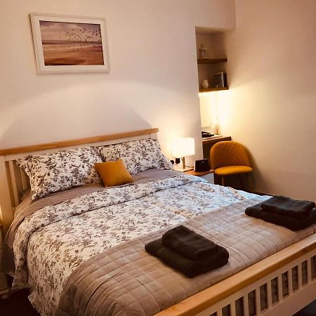 Logan Home Stornoway  Buitenkant foto